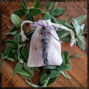 « Amulette sachet parfumée »