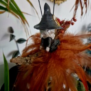 Sorcières à suspendre