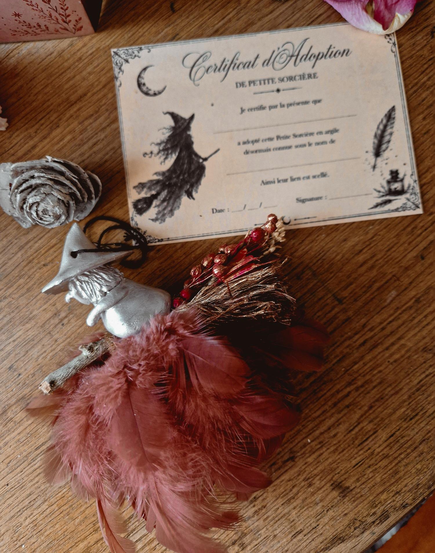 sorcière protectrice argile suspendre artisanale corail pièce unique