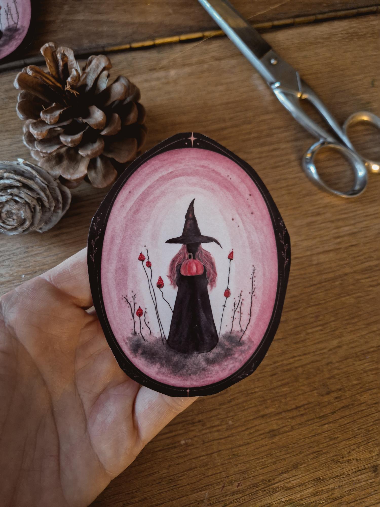 Sticker transparent Samhain représentant une sorcière.